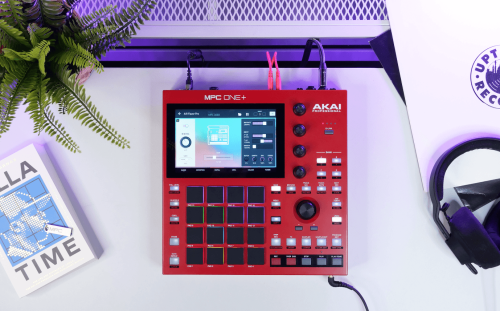 AKAI PRO MPC ONE+ фото 4